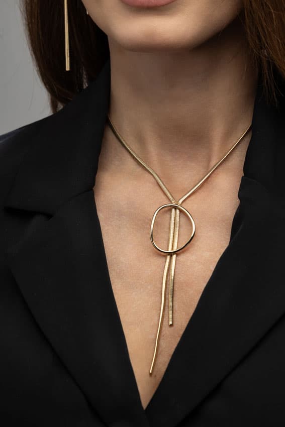 Setting Detail — Prong Work