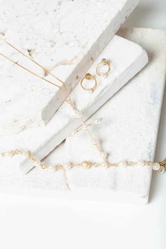 Carolina Refinetti jewelry