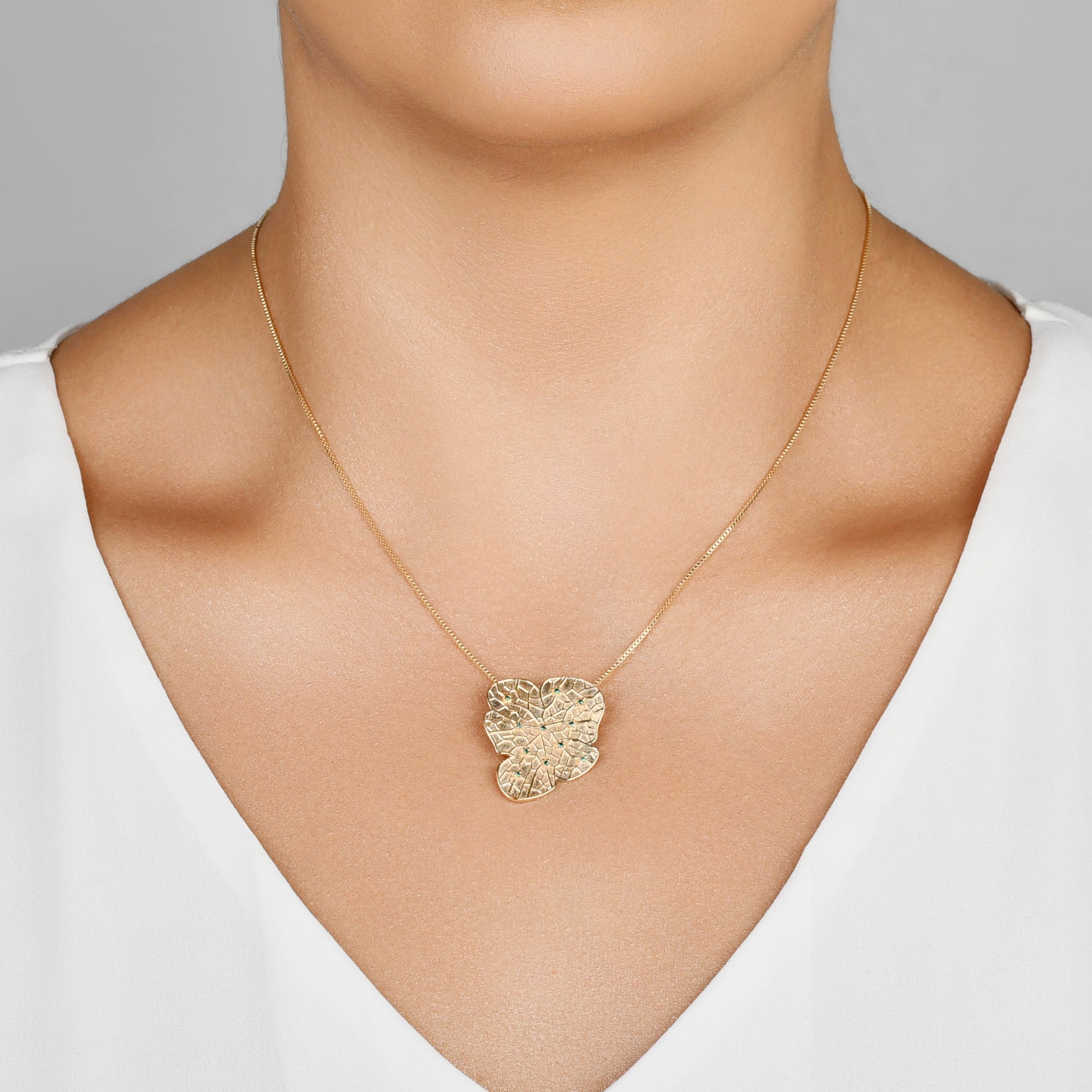 Verdant Leaf Necklace